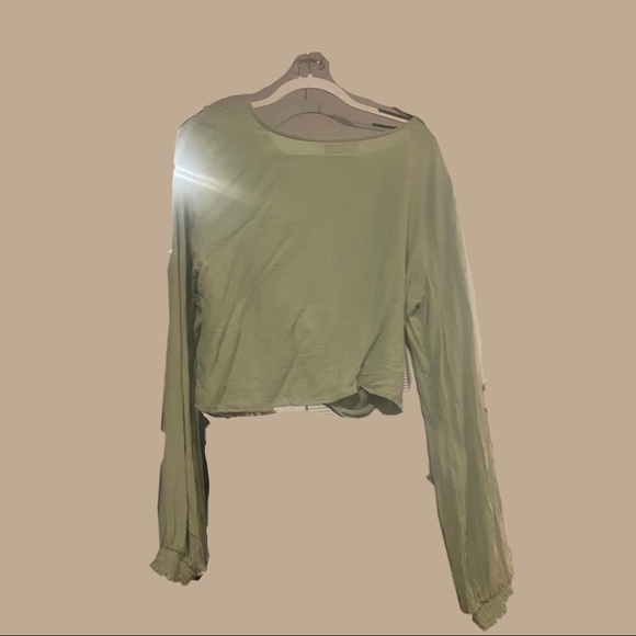 Urban Outfitters Green Crop Top - Picture 2 of 3
